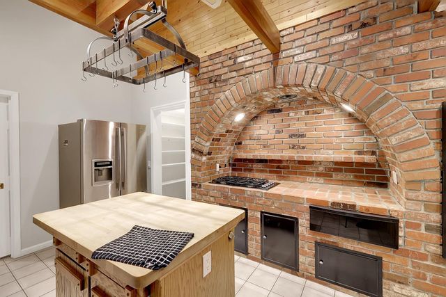 12790 Madrone Forest Dr, Nevada City, CA 95959