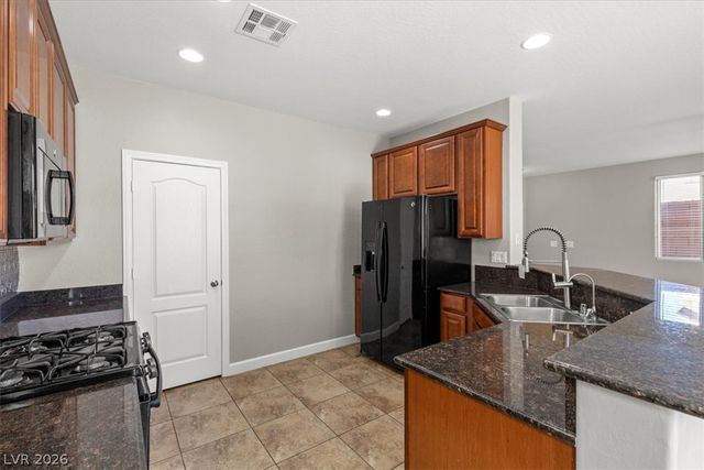 6472 Hamel Avenue, Las Vegas, NV 89122