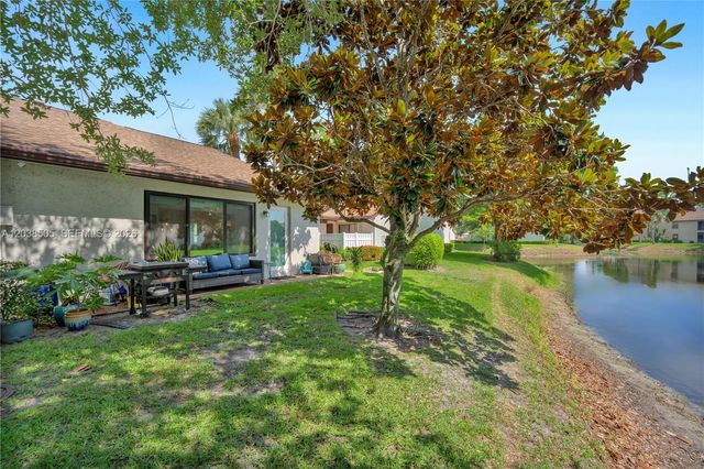 3218 S Carambola Circle S, Coconut Creek, FL 33066