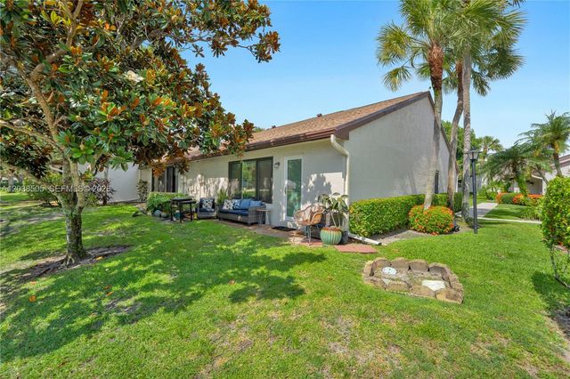 3218 S Carambola Circle S, Coconut Creek, FL 33066