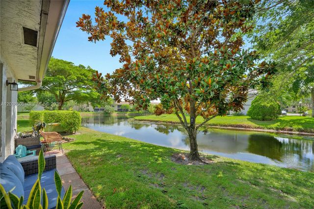 3218 S Carambola Circle S, Coconut Creek, FL 33066