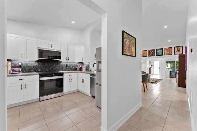 3218 S Carambola Circle S, Coconut Creek, FL 33066