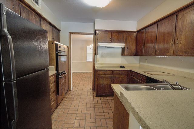 7708 Dentcrest, Dallas, TX 75254