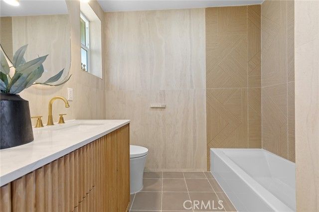 13161 Summit Cir, Westminster, CA 92683