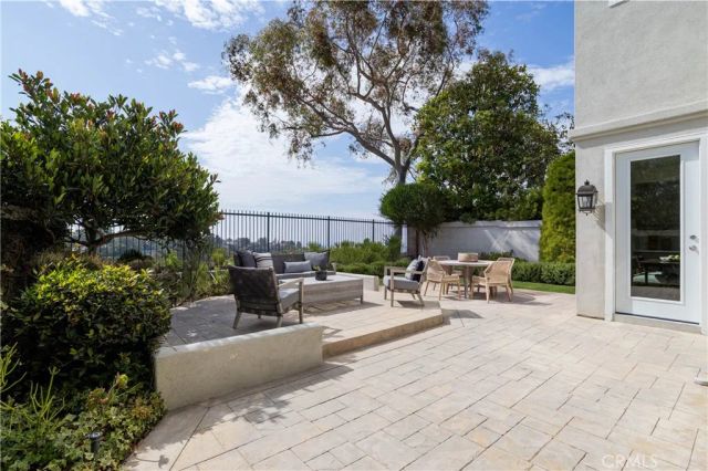 21 Avignon, Newport Coast, CA 92657