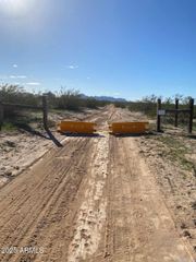 0 tbd -- 63, Tonopah, AZ 85354