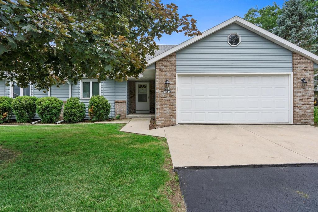 N166W19555 Ravens WAY, Jackson, WI 53037