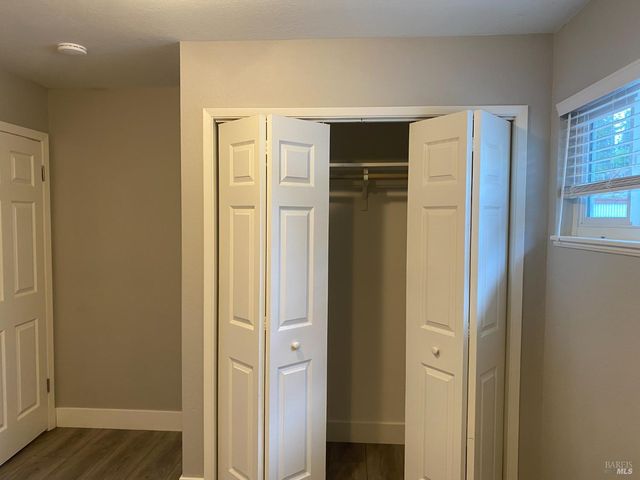 477 Orchard Ln, Penngrove, CA 94951