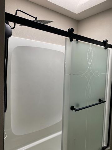 477 Orchard Ln, Penngrove, CA 94951