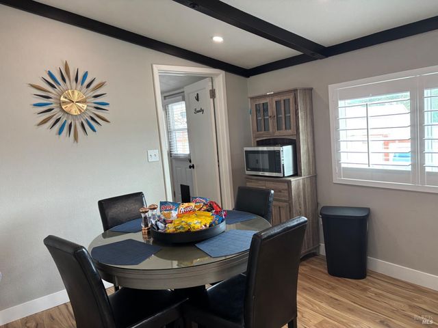 477 Orchard Ln, Penngrove, CA 94951