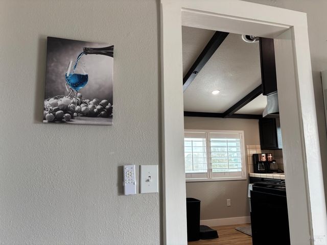 477 Orchard Ln, Penngrove, CA 94951