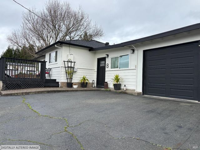 477 Orchard Ln, Penngrove, CA 94951