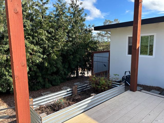 477 Orchard Ln, Penngrove, CA 94951