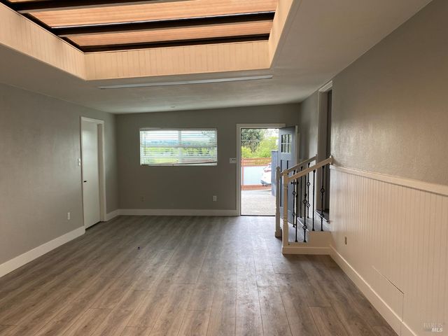 477 Orchard Ln, Penngrove, CA 94951