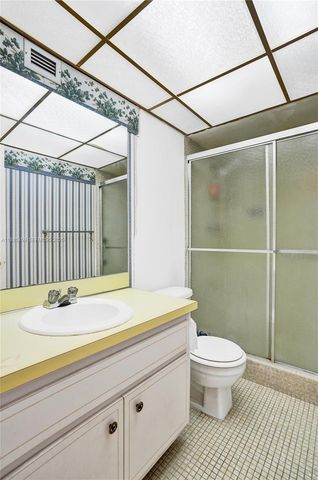 2800 NW 47th Ter 202A, Lauderdale Lakes, FL 33313