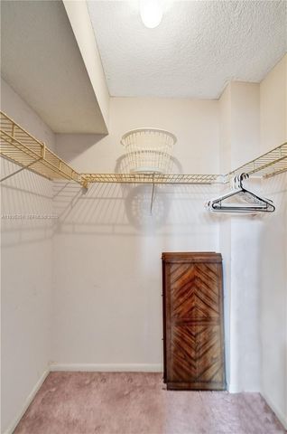 2800 NW 47th Ter 202A, Lauderdale Lakes, FL 33313