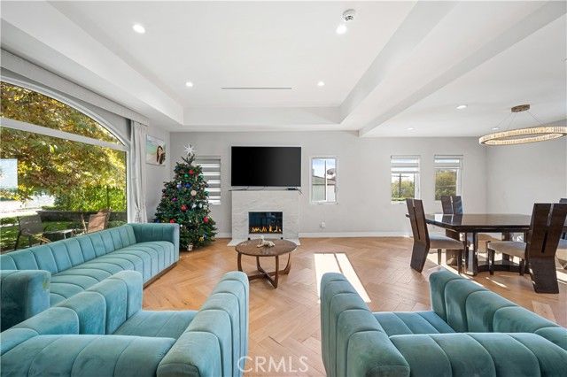 515 La Loma Rd, Glendale, CA 91206