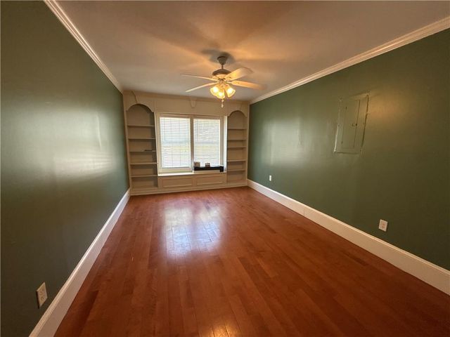 2831 Pebblebrook Court, Buford, GA 30518