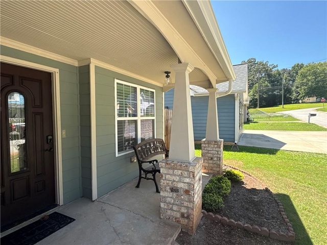 2831 Pebblebrook Court, Buford, GA 30518