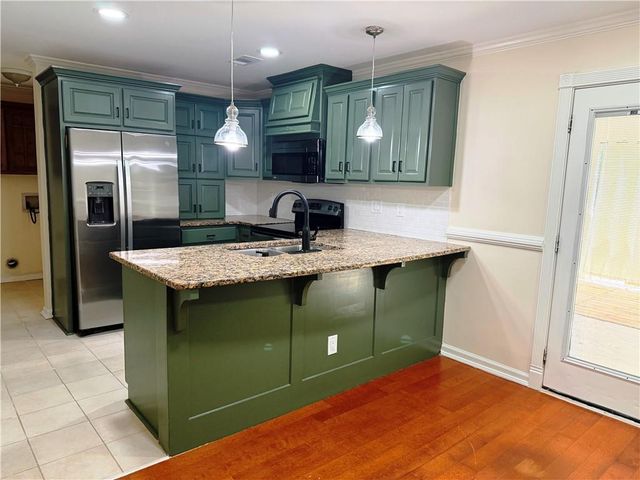 2831 Pebblebrook Court, Buford, GA 30518