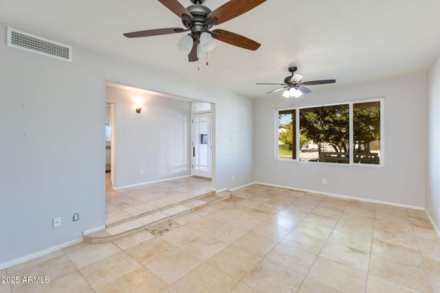 3961 E BECKER Lane, Phoenix, AZ 85028