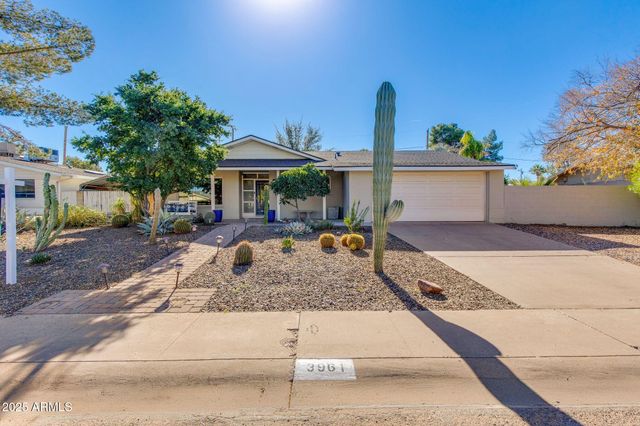 3961 E BECKER Lane, Phoenix, AZ 85028