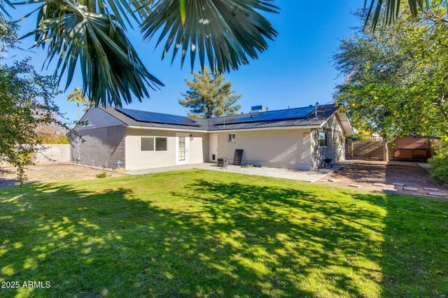 3961 E BECKER Lane, Phoenix, AZ 85028