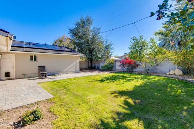 3961 E BECKER Lane, Phoenix, AZ 85028