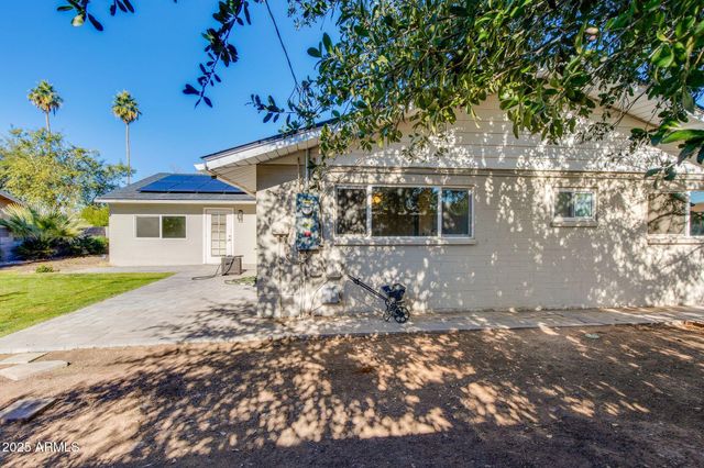 3961 E BECKER Lane, Phoenix, AZ 85028