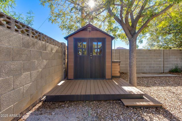 3961 E BECKER Lane, Phoenix, AZ 85028