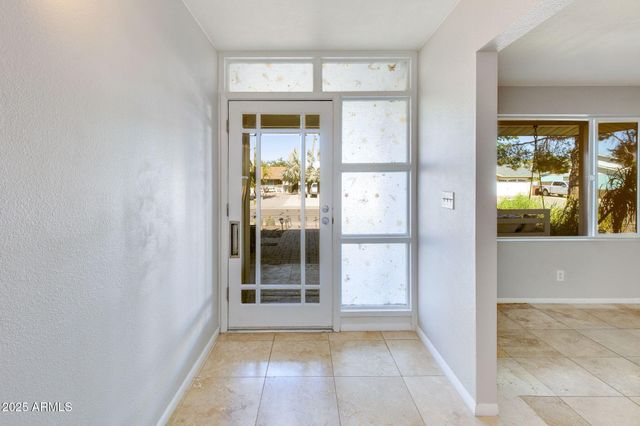 3961 E BECKER Lane, Phoenix, AZ 85028