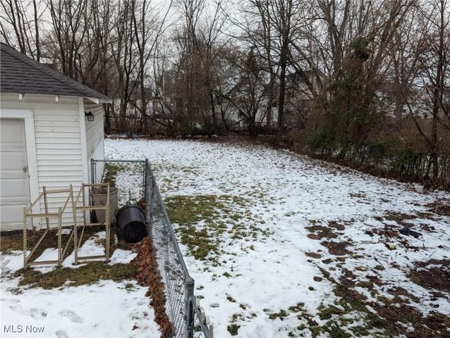 807 W 21st Street, Lorain, OH 44052