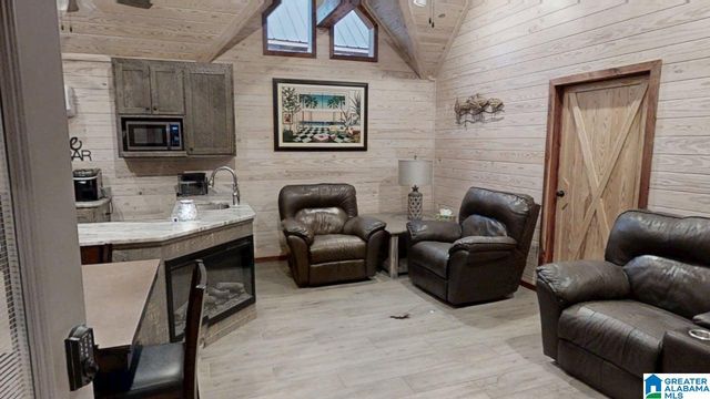 140 COUNTY ROAD 2031, Crane Hill, AL 35053