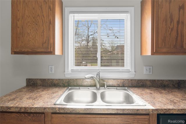 72 Gratiot Avenue, Mt. Clemens, MI 48043