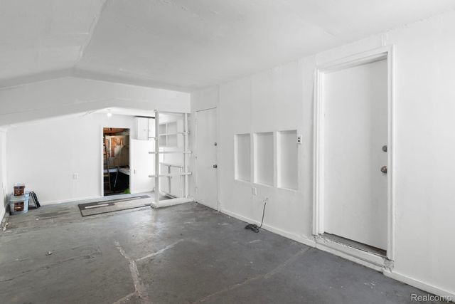 72 Gratiot Avenue, Mt. Clemens, MI 48043