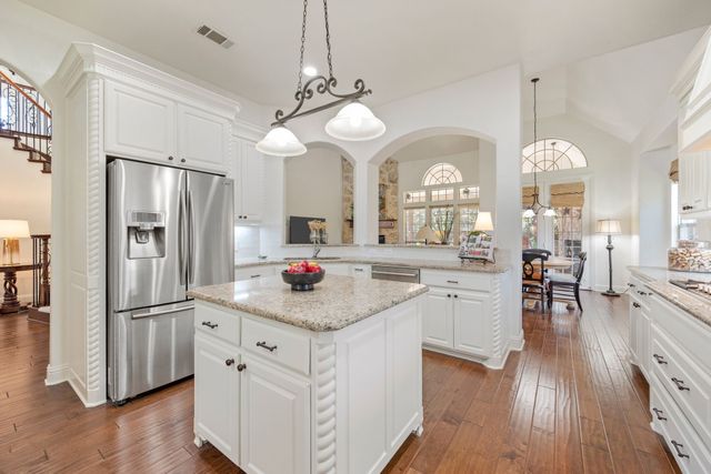 2401 Strathfield Lane, Trophy Club, TX 76262