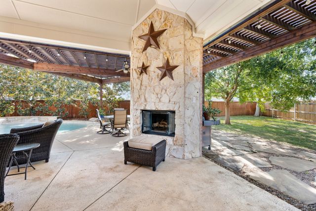 2401 Strathfield Lane, Trophy Club, TX 76262