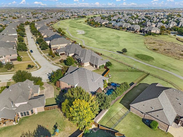 2401 Strathfield Lane, Trophy Club, TX 76262