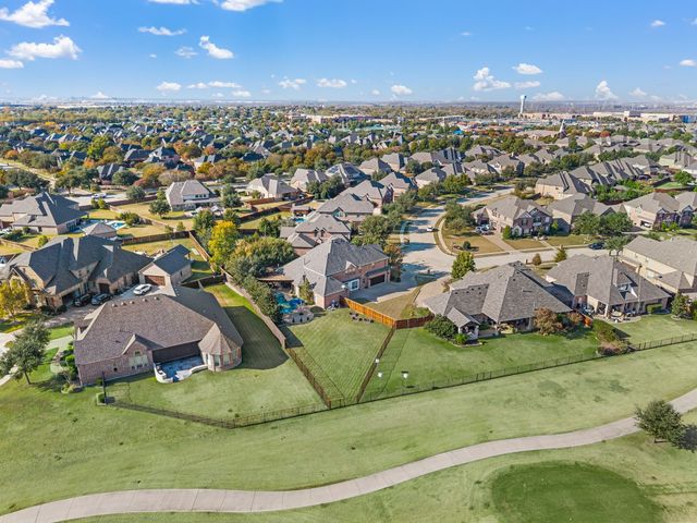 2401 Strathfield Lane, Trophy Club, TX 76262