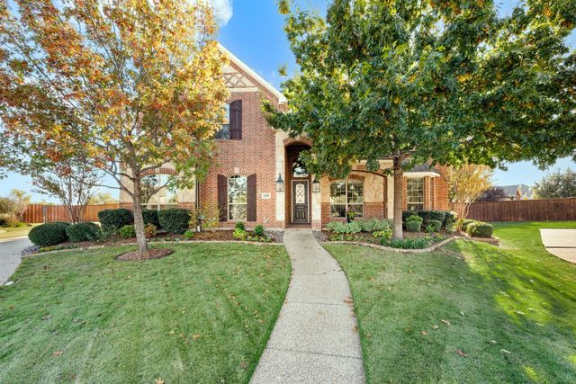 2401 Strathfield Lane, Trophy Club, TX 76262