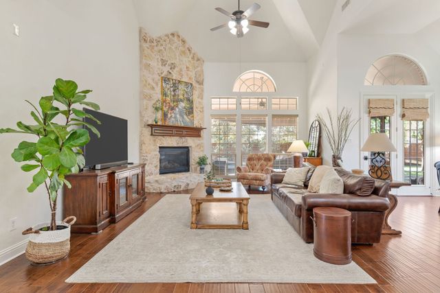 2401 Strathfield Lane, Trophy Club, TX 76262