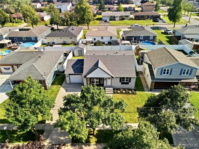 62 Camner Avenue, Lancaster, NY 14086