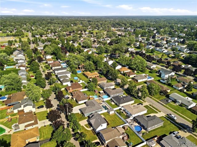 62 Camner Avenue, Lancaster, NY 14086