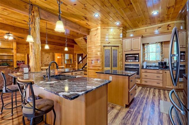 356 Mill Creek Acres, Blue Ridge, GA 30513