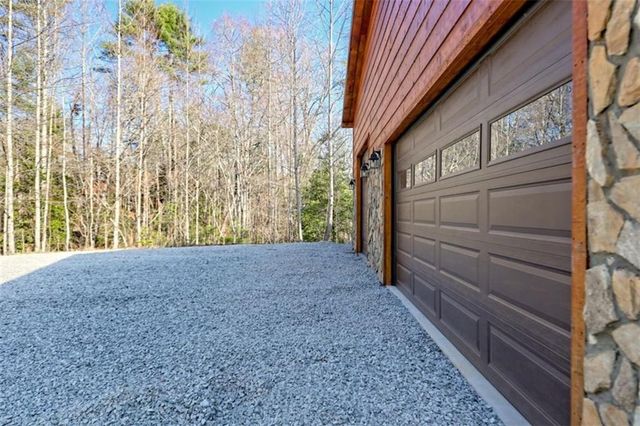 356 Mill Creek Acres, Blue Ridge, GA 30513