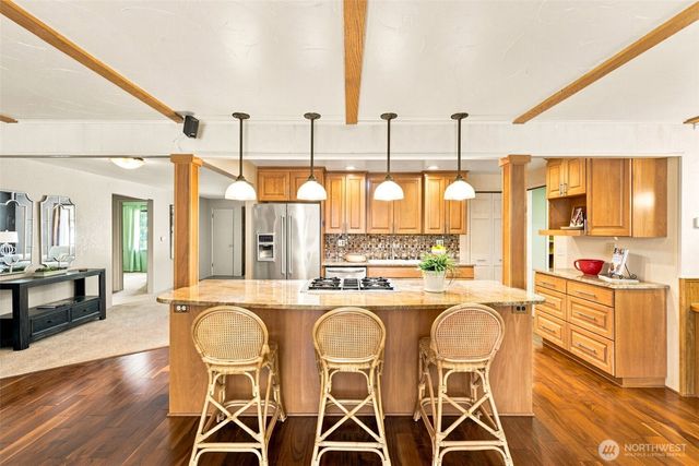 11834 18th Avenue SW, Burien, WA 98146
