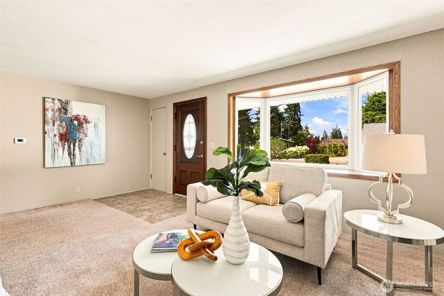 11834 18th Avenue SW, Burien, WA 98146