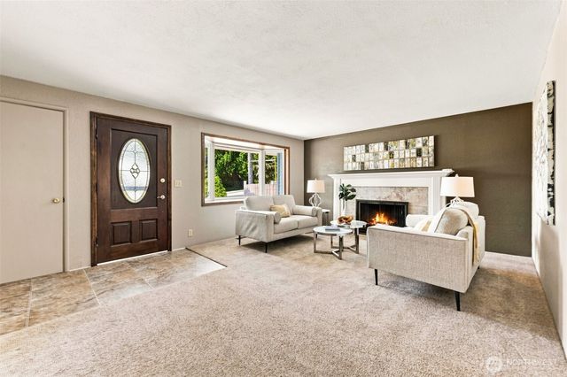 11834 18th Avenue SW, Burien, WA 98146
