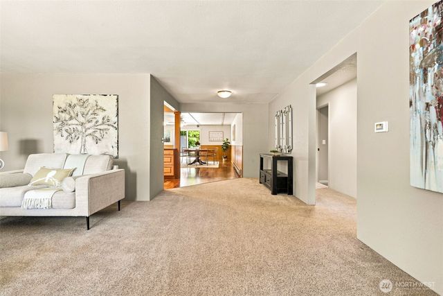 11834 18th Avenue SW, Burien, WA 98146