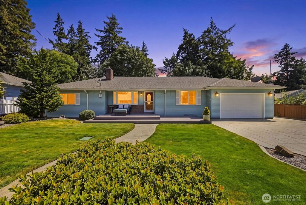 11834 18th Avenue SW, Burien, WA 98146